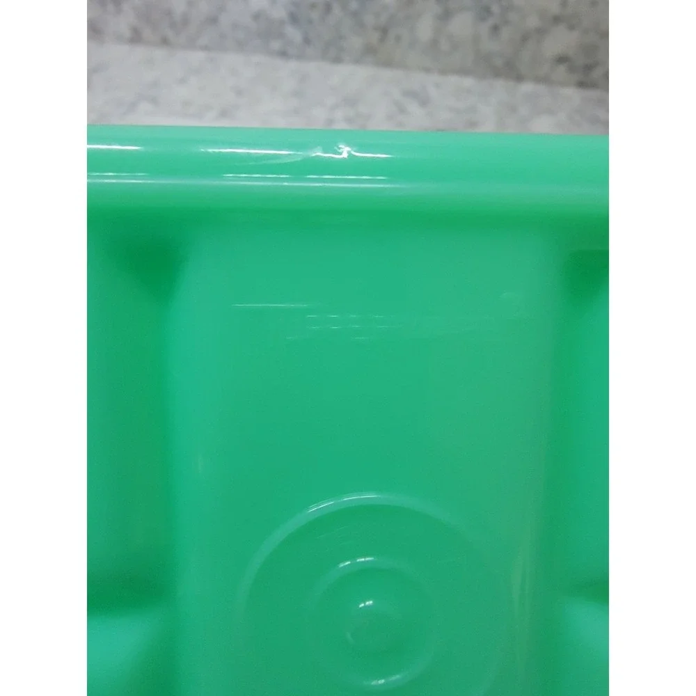 Tupperware vintage jadite